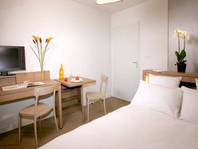 Comfort Suites Cannes Mandelieu Esterno foto